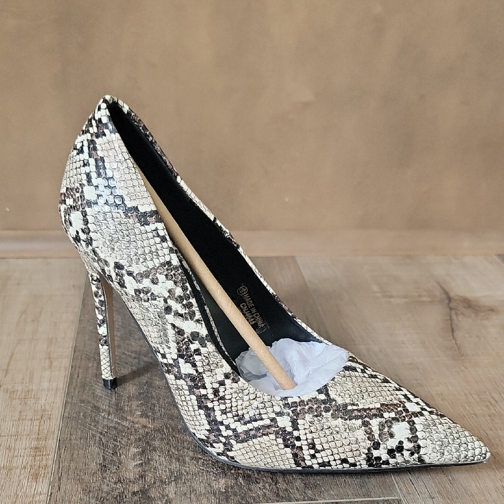 Snakeskin Patterned Women's Pumps